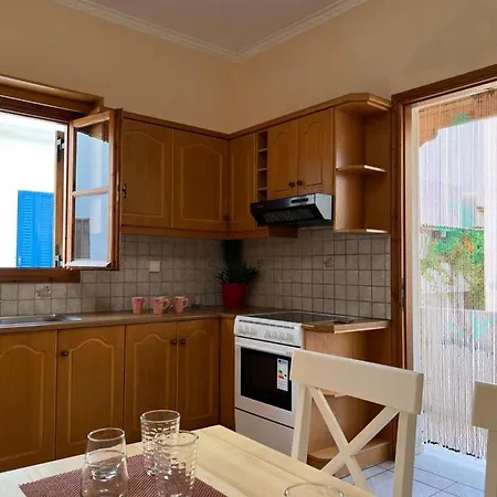 בית נופש Big House Agios Georgios Naxos *