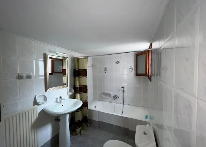 בית נופש Big House Agios Georgios Naxos